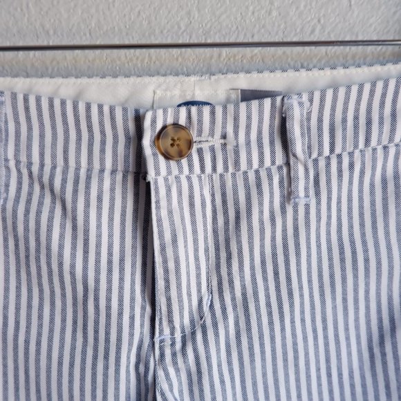 Old navy striped shorts - Picture 4 of 6